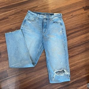 American Eagle mom jeans